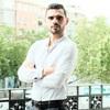 Julian: Cuidador y paseador experto en Perros 