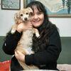 Julia: Paseos caninos con amor