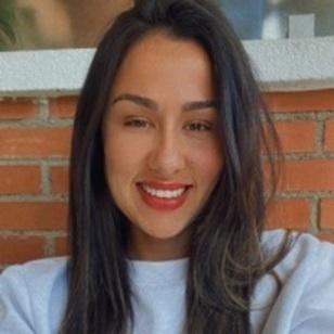 Bruna avatar