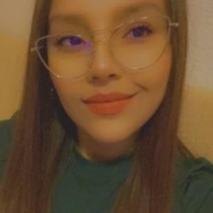 Lesly avatar