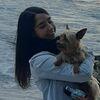 Tania: Educación Secundaria obligatoria, peluquería y estética canina, ayudante técnica en veterinaria