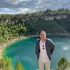José Luis review