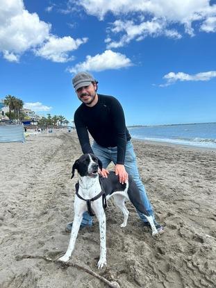 Fera en su primer día de playa