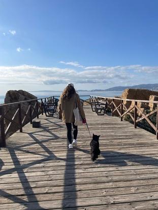LINDA Y PASEO por el mar
