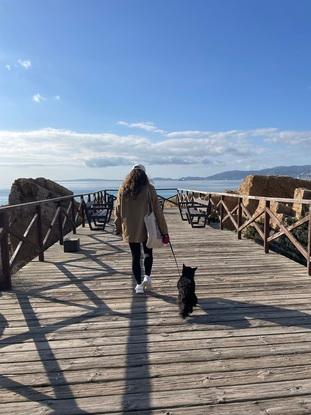 LINDA Y PASEO por el mar