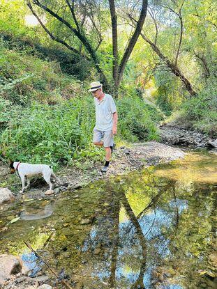 Paseos con mi padre por el rio cerca de casa