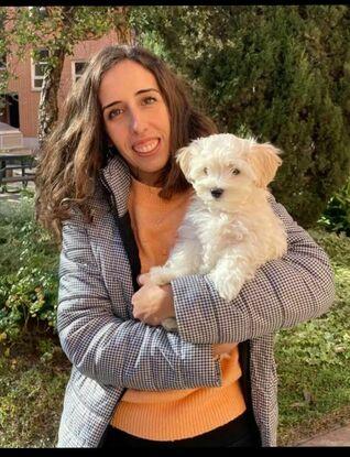 El perrito de los padres de María