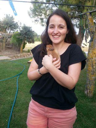 Con Baylis, la conejita de una amiga a la que cortaba las uñas y cuidaba en Burgos
