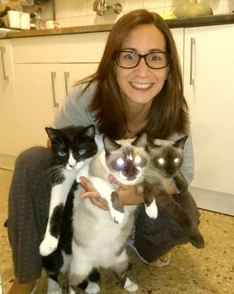 Burán, Telita y Nassim, amor gatuno