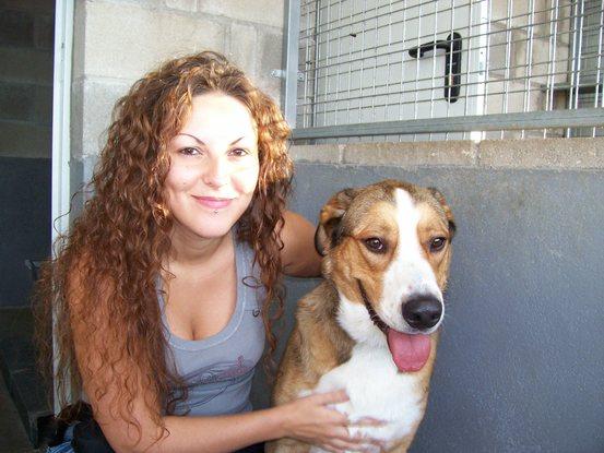 Con Apolo en la protectora de animales