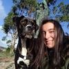 Selene: Cuidadora de perros na Illa de Arousa