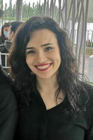 Laura avatar