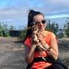 Valentina: Cuidadora y amante de los animales en Fuerteventura.
