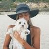 Victoria : Cuidadora de perros 