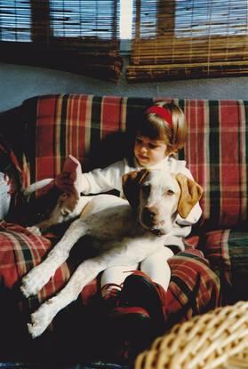 Eva con su perro, 1996